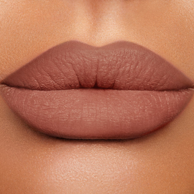 Charlotte Tilbury Lip Cheat молив за устни